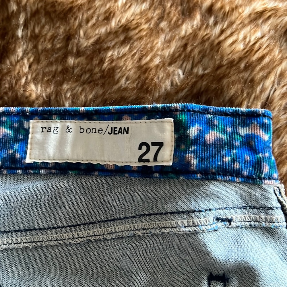 Rag & Bone/JEAN - Super Cute Patterned Corduroy-Like Jean